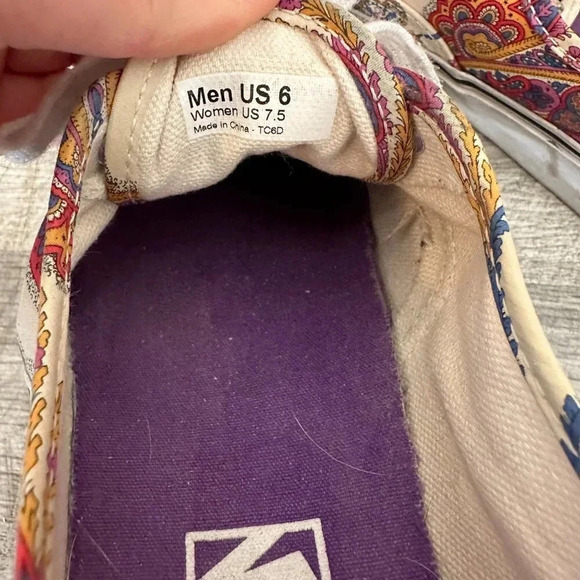 VANS x Liberty Flower Paisley and Cream Women's 7.5 - Picture 6 of 8